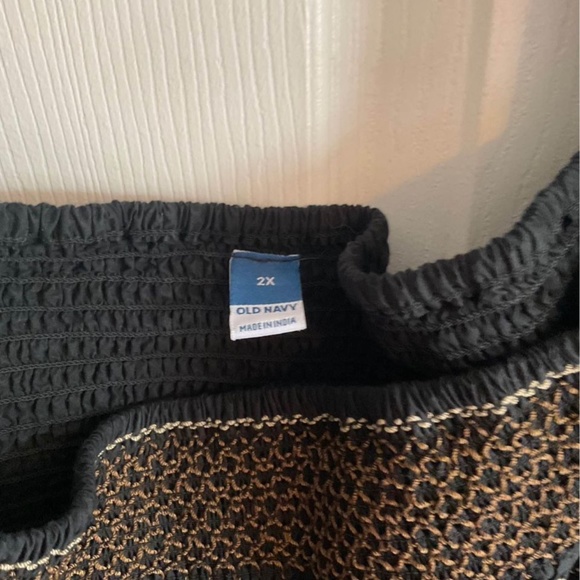 Old navy puff sleeve dress - Picture 2 of 3